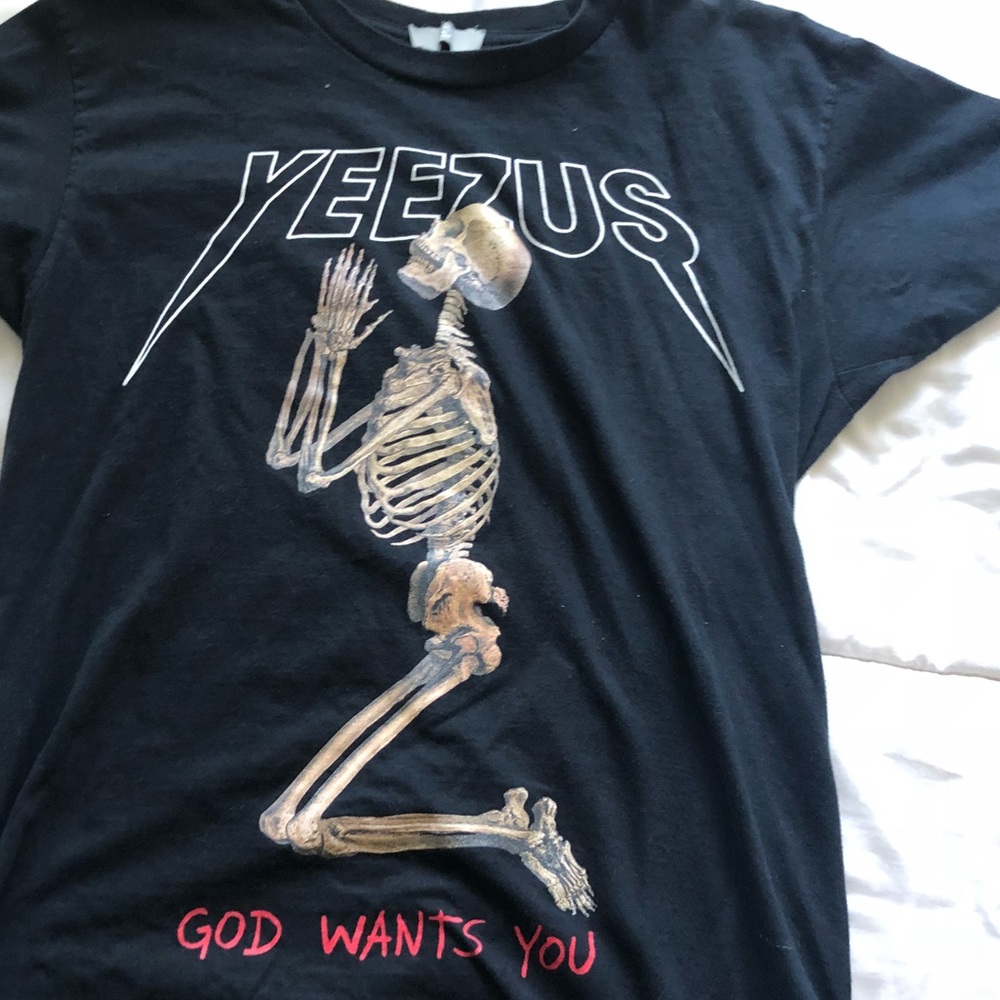 Tee